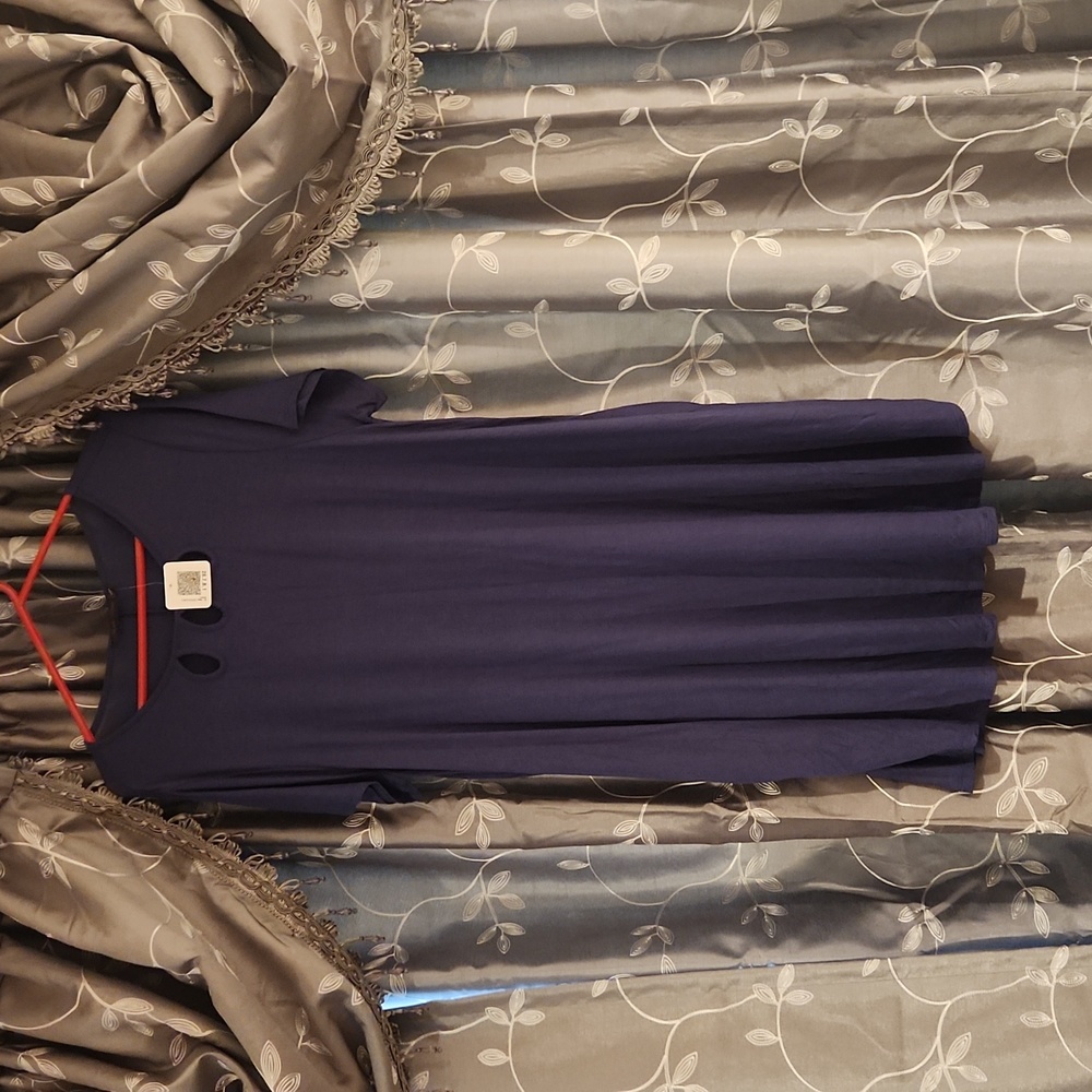 Short sleeve, short dress